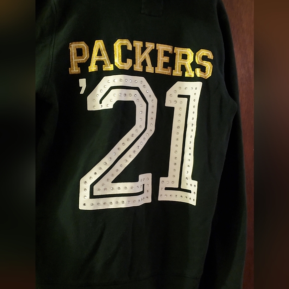 Green Bay Packer RARE Pink NFL Hoodie - Picture 2 of 3